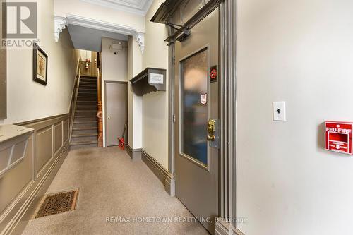 64 King Street E, Brockville, ON - Indoor Photo Showing Other Room