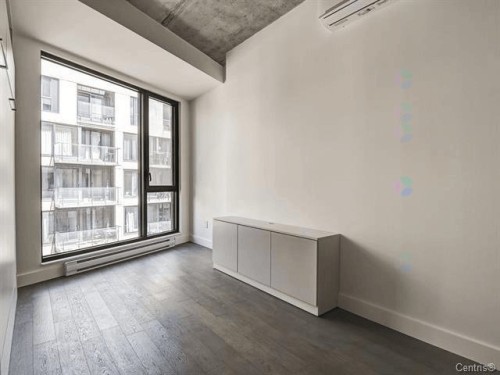 Salon - 622-1550 Rue Des Bassins, Montréal (Le Sud-Ouest), QC - Indoor Photo Showing Other Room
