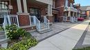 112 Ness Drive, Richmond Hill, ON  - Outdoor With Facade 