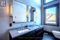 4 PC ENSUITE BATH UPPER LEVEL PRIMARY BEDROOM - 