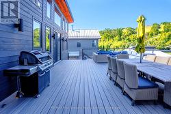 DECK UPPER LEVEL - 