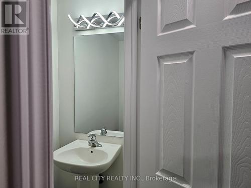 2873 Whites Road, Pickering, ON - Indoor Photo Showing Bathroom