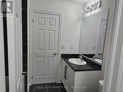 2873 Whites Road, Pickering, ON - Indoor Photo Showing Bathroom
