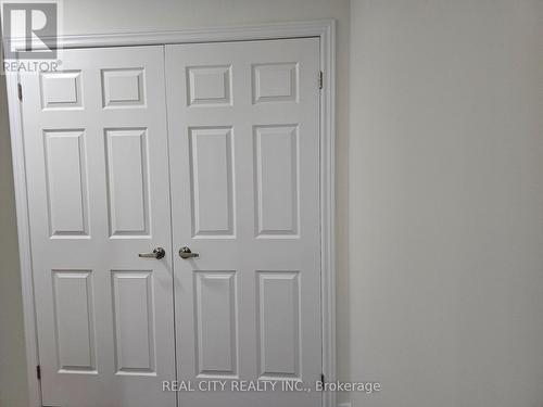 2873 Whites Road, Pickering, ON - 