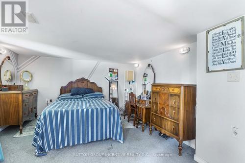 149 Blake Street, Barrie, ON - Indoor Photo Showing Bedroom
