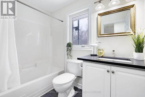 11 Rideau Crossing Crescent, North Grenville, ON - Indoor Photo Showing Bathroom