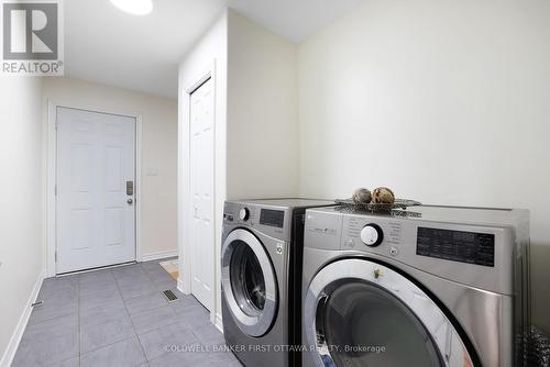11 Rideau Crossing Crescent, North Grenville, ON - Indoor Photo Showing Laundry Room