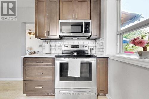 62 Porchester Drive, Toronto, ON - Indoor Photo Showing Kitchen