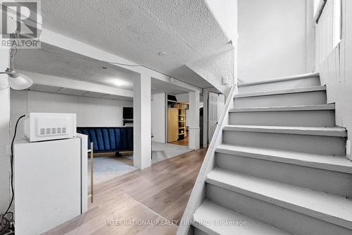 62 Porchester Drive, Toronto, ON - Indoor