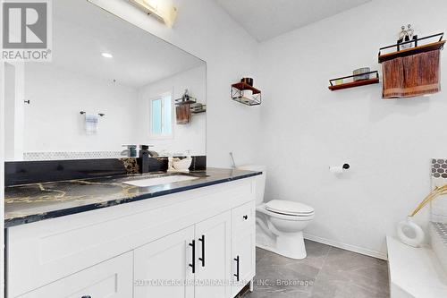 879 Peggoty Circle, Oshawa, ON - Indoor Photo Showing Bathroom