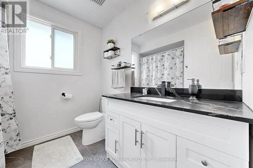 879 Peggoty Circle, Oshawa, ON - Indoor Photo Showing Bathroom