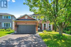 879 PEGGOTY CIRCLE Oshawa, ON L1K 2G6