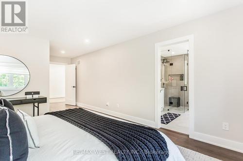 3437 Park Heights Way, Mississauga, ON - Indoor Photo Showing Bedroom