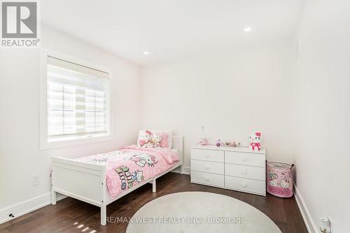 3437 Park Heights Way, Mississauga, ON - Indoor Photo Showing Bedroom