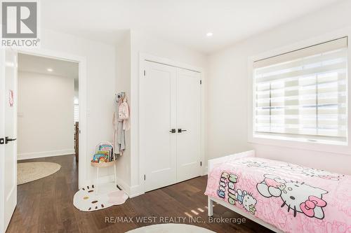 3437 Park Heights Way, Mississauga, ON - Indoor Photo Showing Bedroom