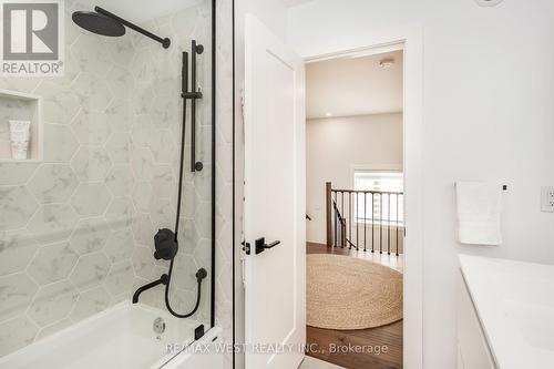 3437 Park Heights Way, Mississauga, ON - Indoor Photo Showing Bathroom