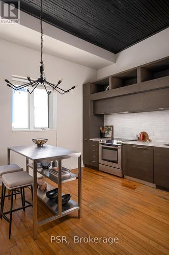 8 - 20 Brockton Avenue, Toronto, ON - Indoor Photo Showing Dining Room