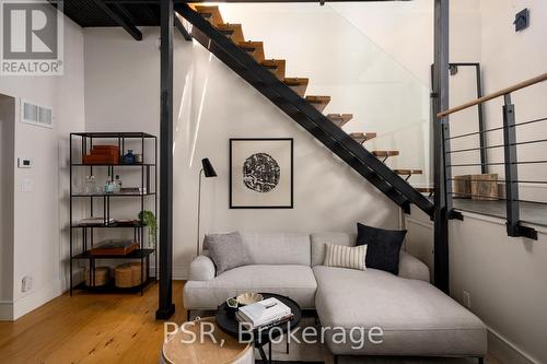 8 - 20 Brockton Avenue, Toronto, ON - Indoor