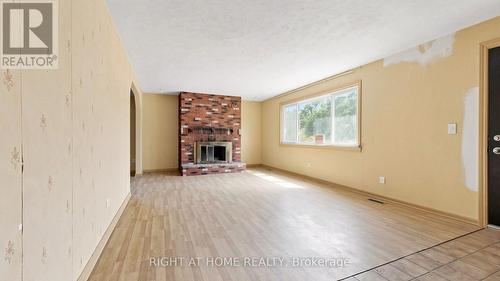 16558 Highway 48, Whitchurch-Stouffville, ON - Indoor With Fireplace