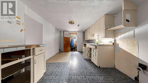 16558 Highway 48, Whitchurch-Stouffville, ON - Indoor Photo Showing Laundry Room