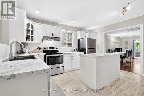 5524 Fraser Street, Niagara Falls, ON - Indoor Photo Showing Kitchen With Stainless Steel Kitchen