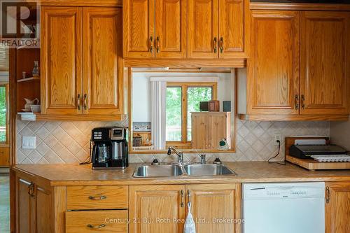 169 Odd'S Drive, Parry Sound Remote Area (Restoule), ON - Indoor Photo Showing Kitchen With Double Sink