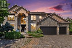 523 KOCHAR DRIVE  Ottawa, ON K2C 4G9