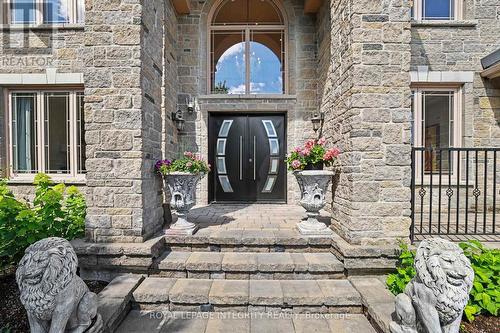 523 Kochar Drive, Ottawa, ON - Outdoor