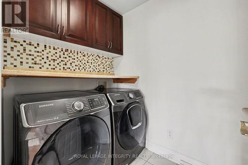 523 Kochar Drive, Ottawa, ON - Indoor Photo Showing Laundry Room