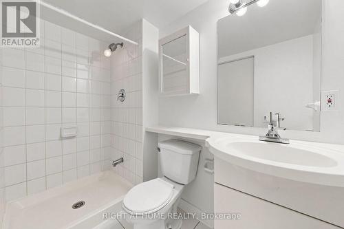 501 - 77 Lombard Street, Toronto, ON - Indoor Photo Showing Bathroom