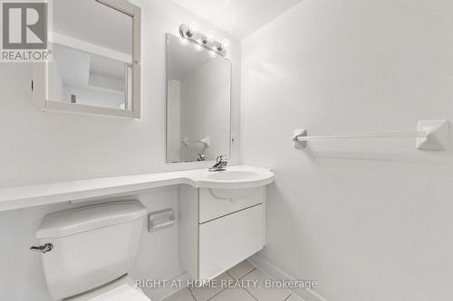 501 - 77 Lombard Street, Toronto, ON - Indoor Photo Showing Bathroom
