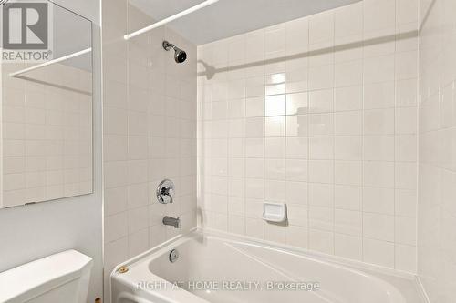 501 - 77 Lombard Street, Toronto, ON - Indoor Photo Showing Bathroom