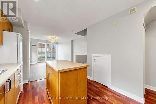 501 - 77 Lombard Street, Toronto, ON - Indoor Photo Showing Kitchen With Double Sink
