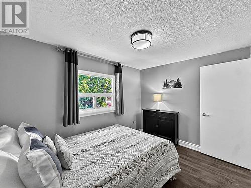 38 Robbinstone Drive, Toronto, ON - Indoor Photo Showing Bedroom
