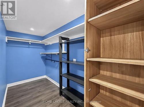 38 Robbinstone Drive, Toronto, ON - Indoor