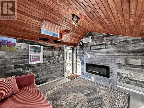 38 Robbinstone Drive, Toronto, ON - Indoor With Fireplace