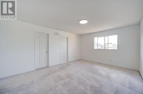16 Raymond Bartlett Avenue, Markham, ON - Indoor Photo Showing Other Room