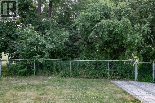 21 Mitchell Avenue, Brampton, ON - Outdoor