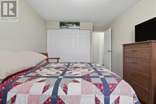 505 - 264 Grantham Avenue, St. Catharines (Carlton/Bunting), ON - Indoor Photo Showing Bedroom