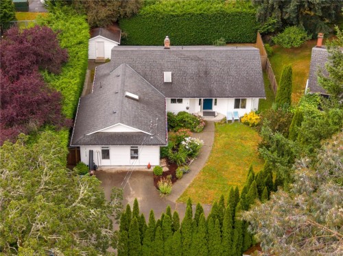 #2-1215 Stelly'S Cross Rd, Central Saanich, BC 