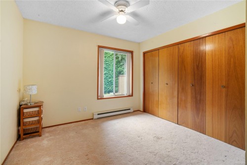 #2-1215 Stelly'S Cross Rd, Central Saanich, BC 
