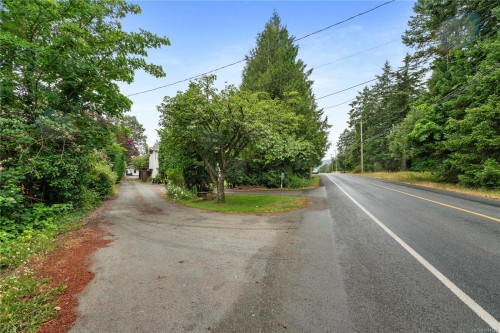 #2-1215 Stelly'S Cross Rd, Central Saanich, BC 