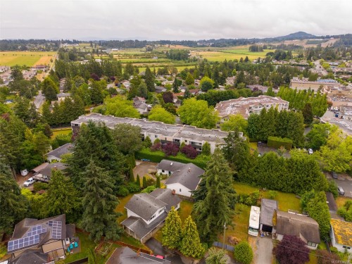 #2-1215 Stelly'S Cross Rd, Central Saanich, BC 
