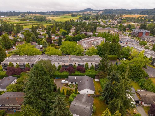 #2-1215 Stelly'S Cross Rd, Central Saanich, BC 