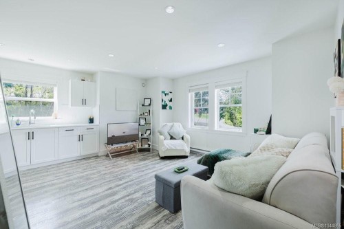 30 Jedburgh Rd, View Royal, BC 