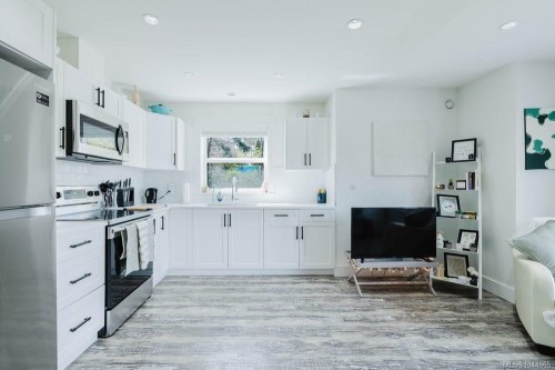 30 Jedburgh Rd, View Royal, BC 