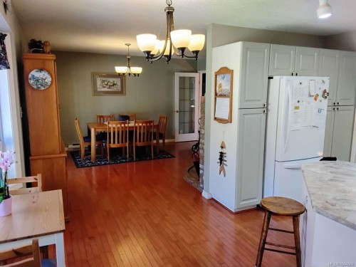 4759 Yellow Point Rd, Ladysmith, BC 