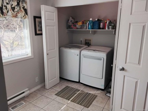 4759 Yellow Point Rd, Ladysmith, BC 