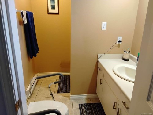 4759 Yellow Point Rd, Ladysmith, BC 