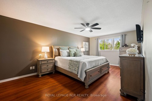113 Meadow Drive, Orangeville, ON - Indoor Photo Showing Bedroom